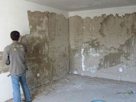 墙面开裂多是施工出问题，正确的墙面施工工艺，照着做错不了！
